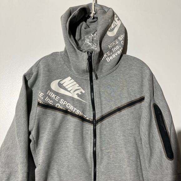 Nike Sportswear Tech Fleece Graphic Gray Full Zip Sweatshirt Men’s Size Medium - Picture 2 of 8
